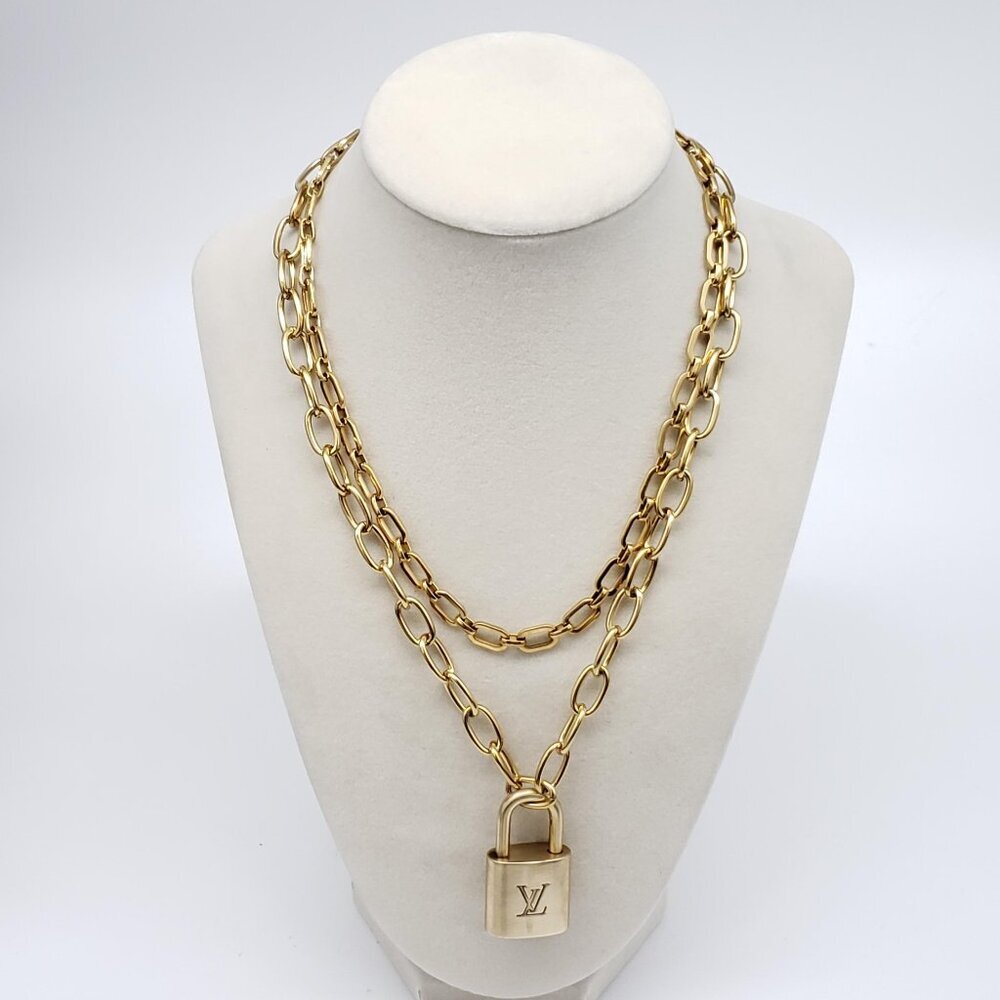 Authentic Louis Vuitton Gold Padlock w/ Unbranded Fashion Stainless Steel Chain - Picture 7 of 8